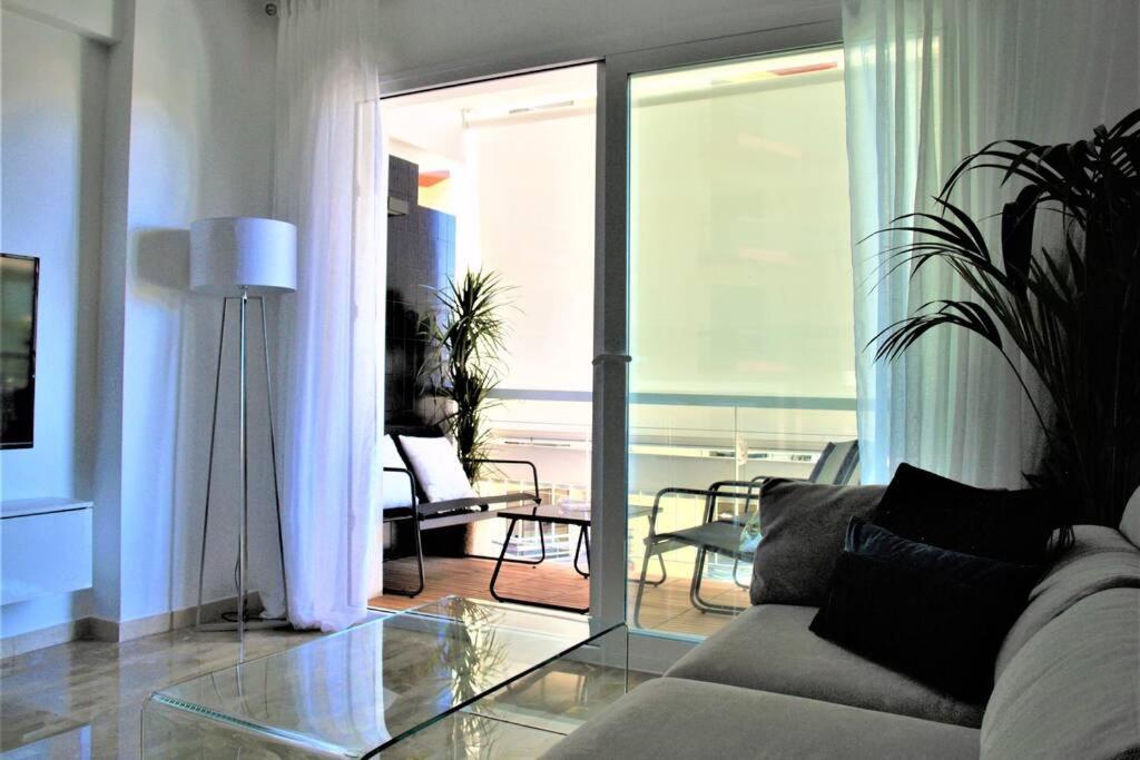 Apartamento Piccadilly Suite Torremolinos Exterior photo